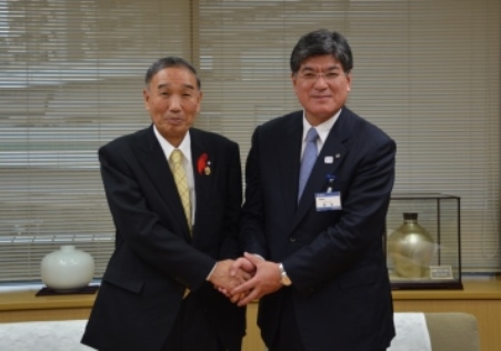 板橋区長